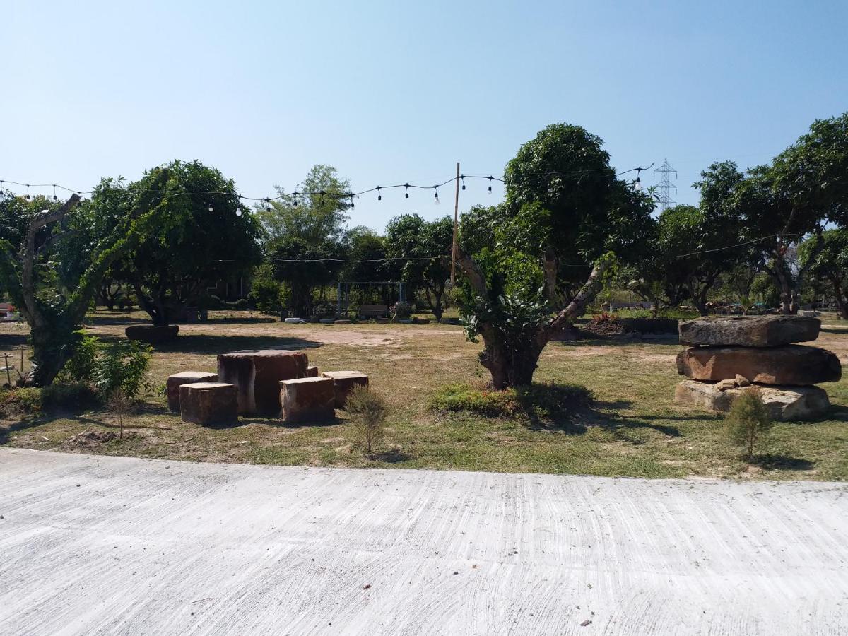 Baan Hin Sai Suay Hotell Nong Sarai Eksteriør bilde